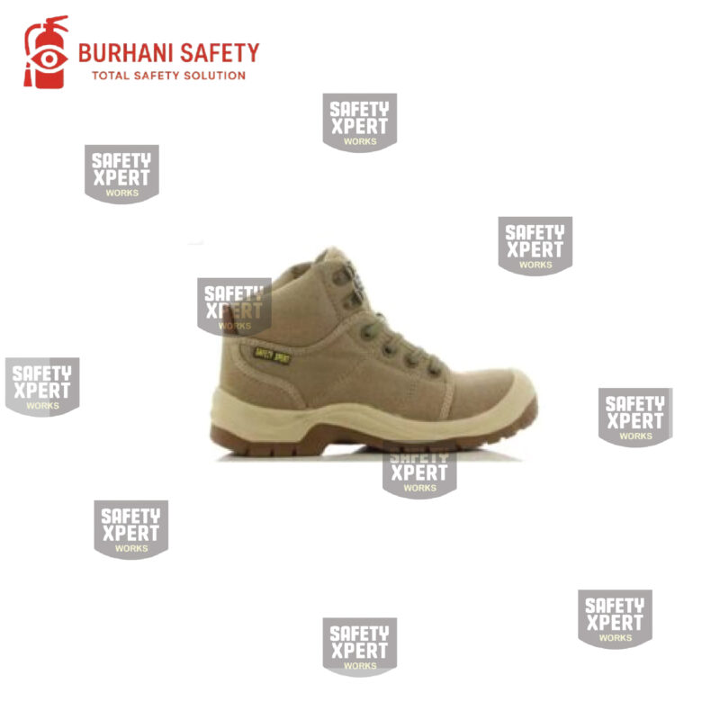 High-ankle Burhani Desert safety shoes with steel toe and slip-resistant sole, ideal for industrial work environments in Karachi.